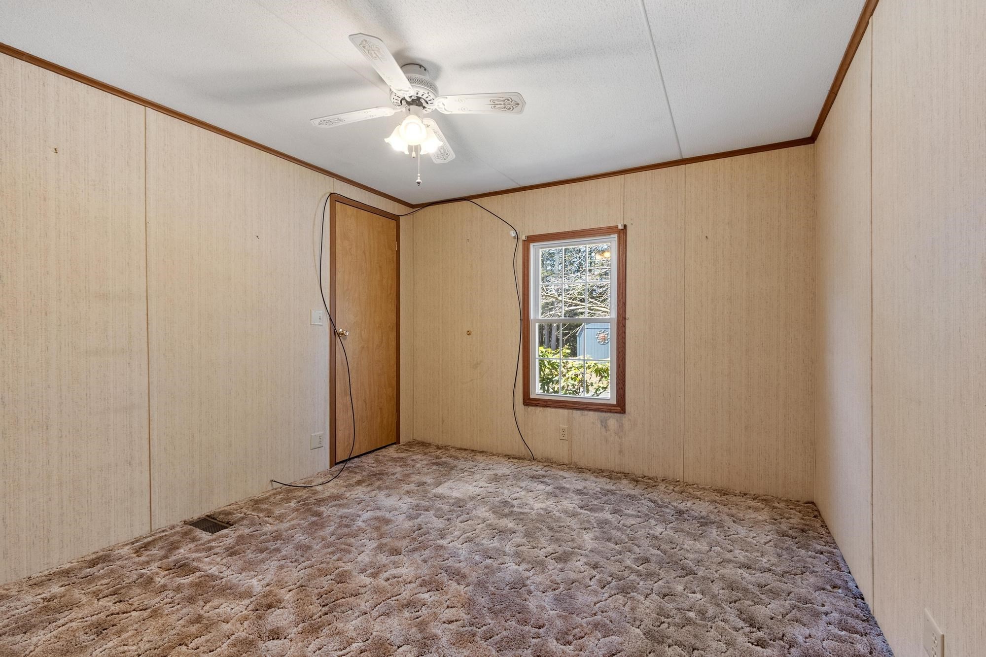 74 Earl Drive Property Photo 24
