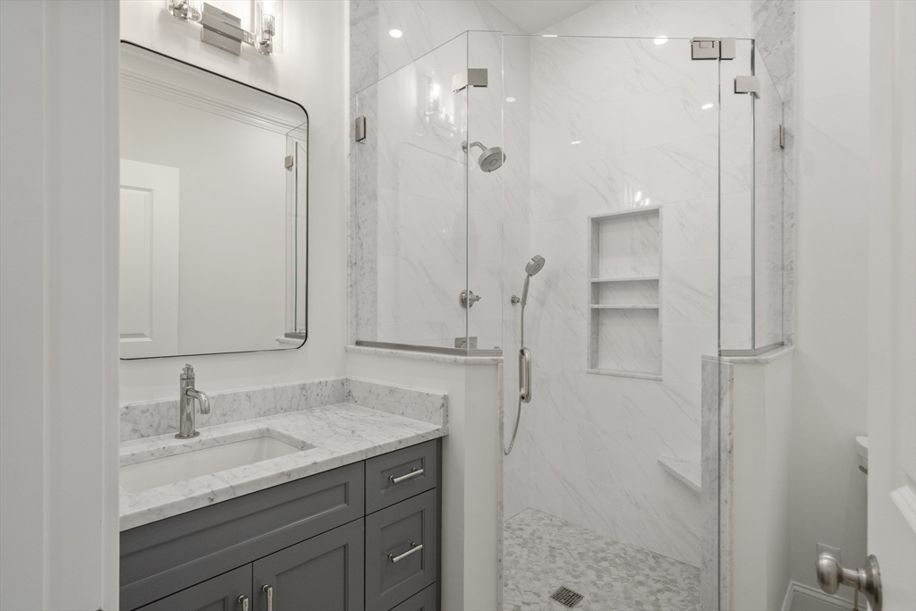 1 Tuttle Lane Property Photo 20