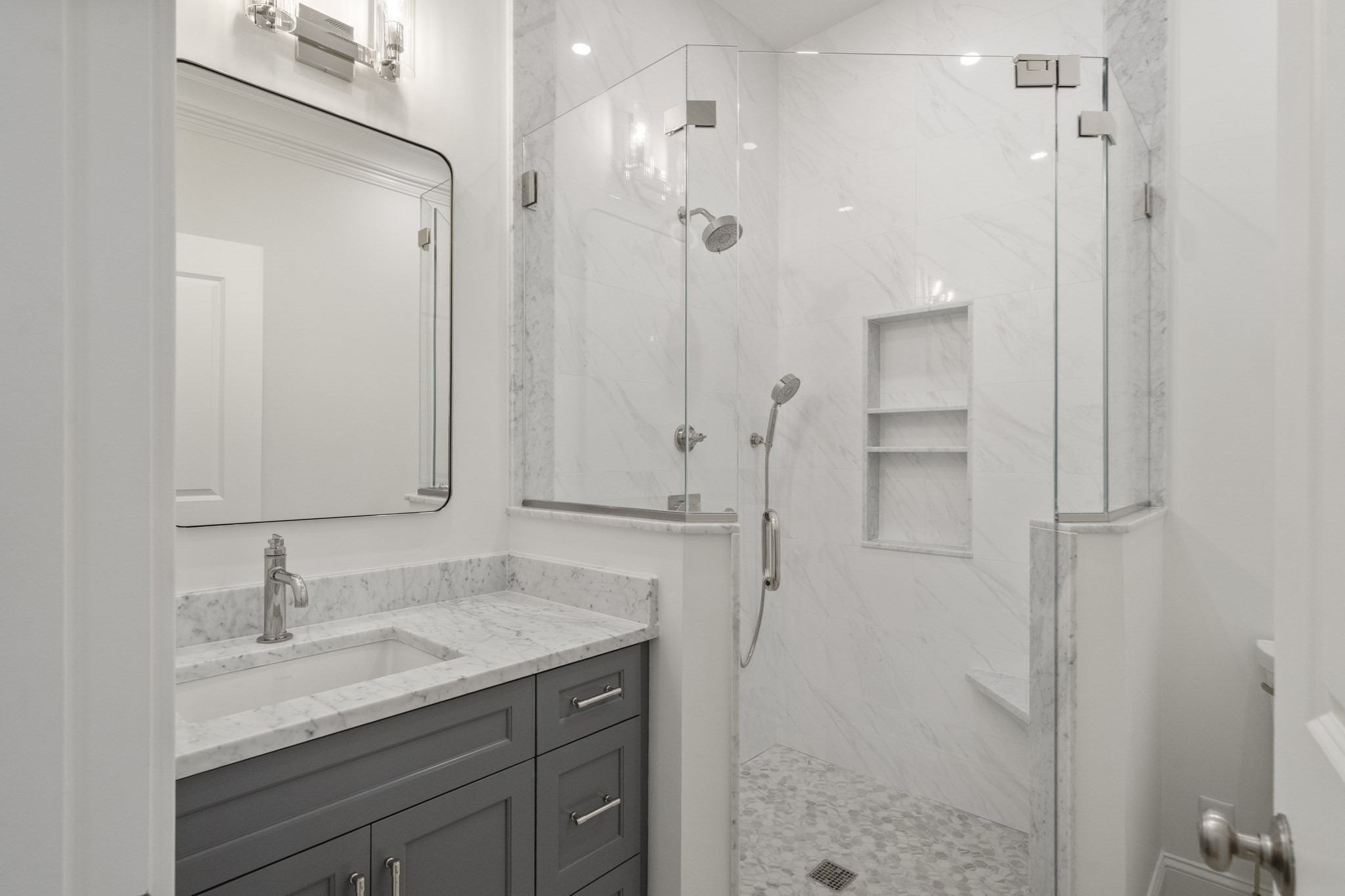 1 Tuttle Lane Property Photo 20