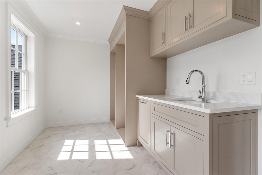 1 Tuttle Lane Property Photo 29