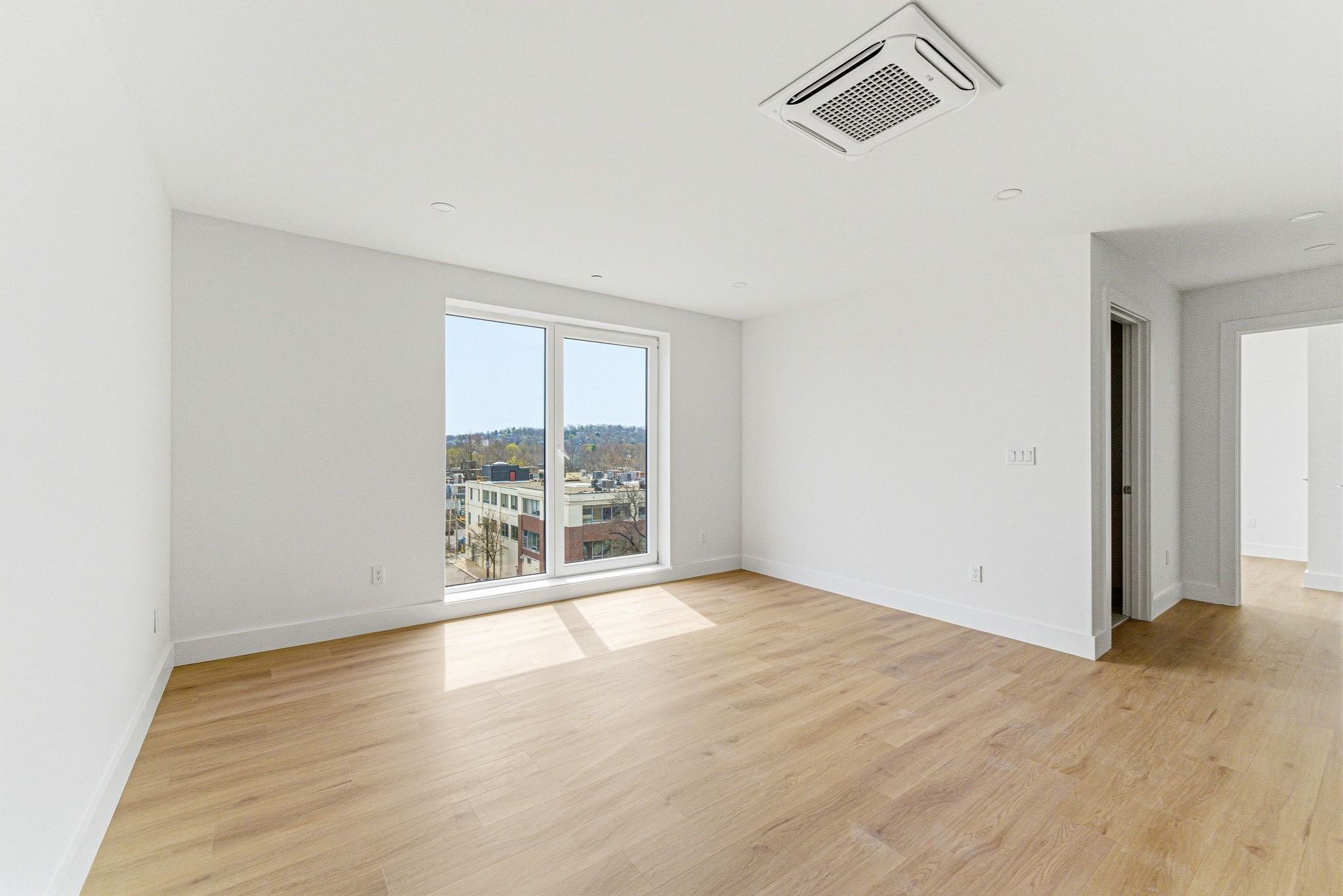 1035 Commonwealth Ave # 501 Property Photo 7