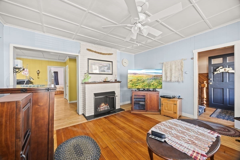 139 East St Property Photo 6