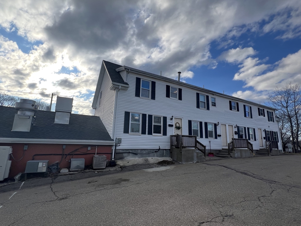 374-378 Union Street # 1 Property Photo 1