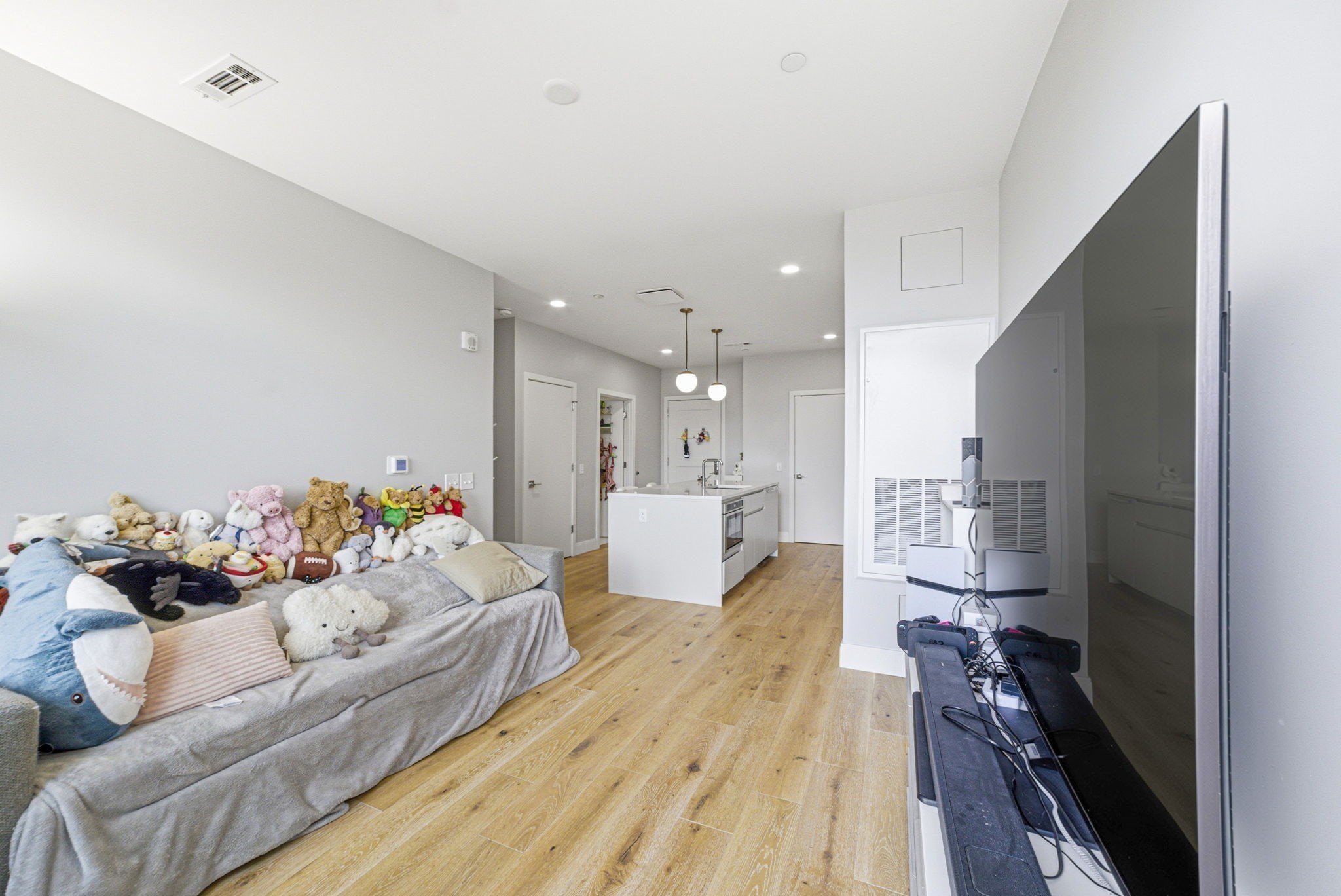 191 Washington St # 413 Property Photo 20