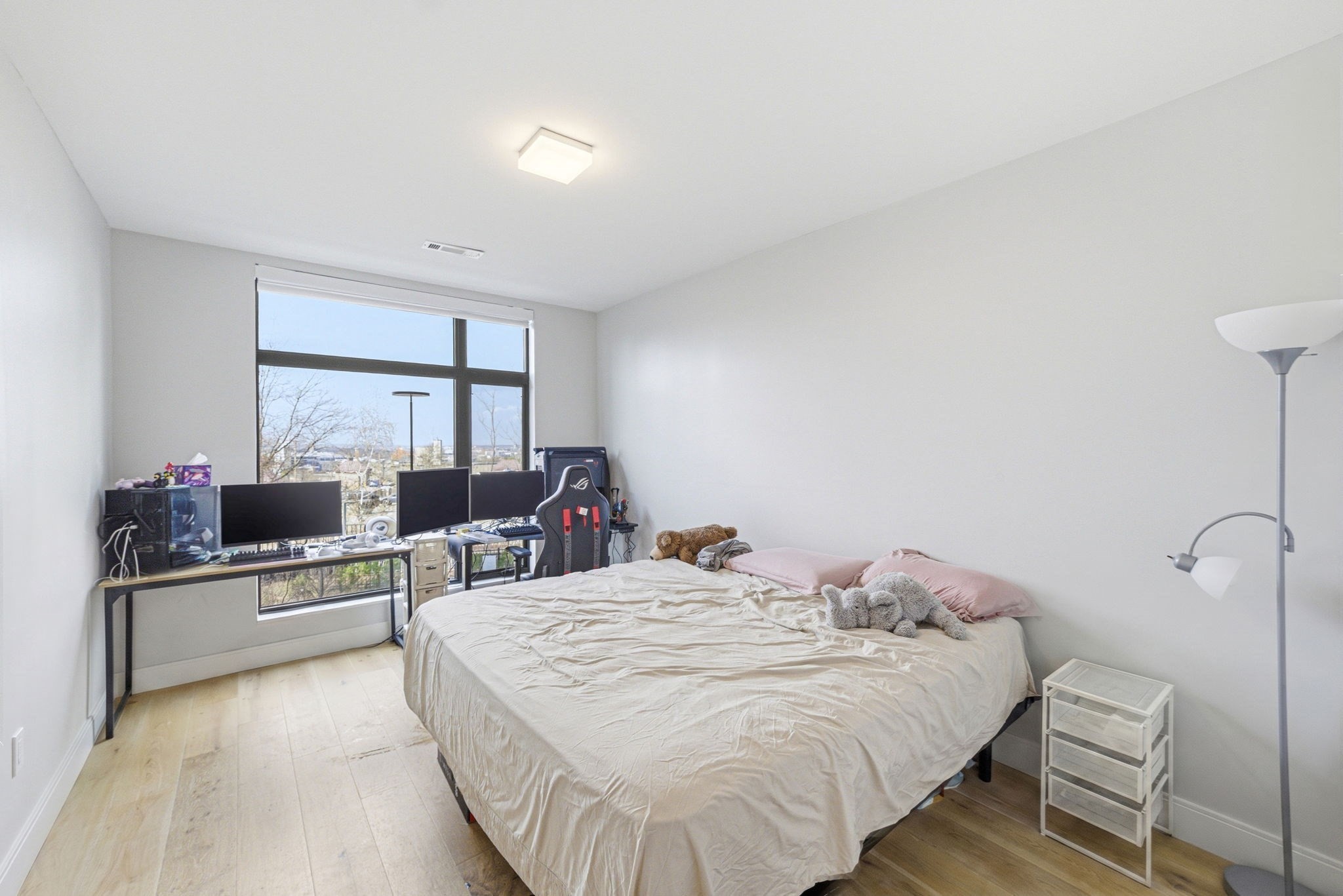 191 Washington St # 413 Property Photo 27