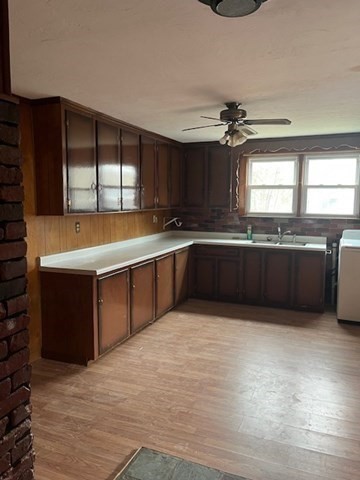 30 Chapel St Property Photo 5