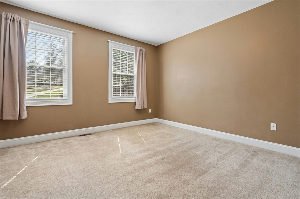 320 Lincoln Circle Property Photo 30