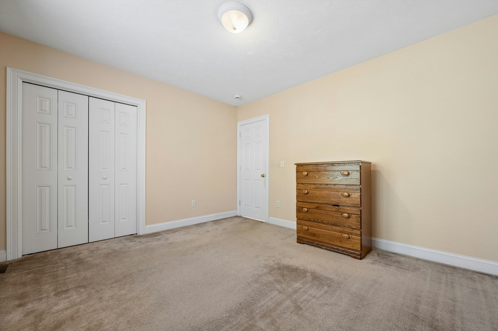 320 Lincoln Circle Property Photo 33