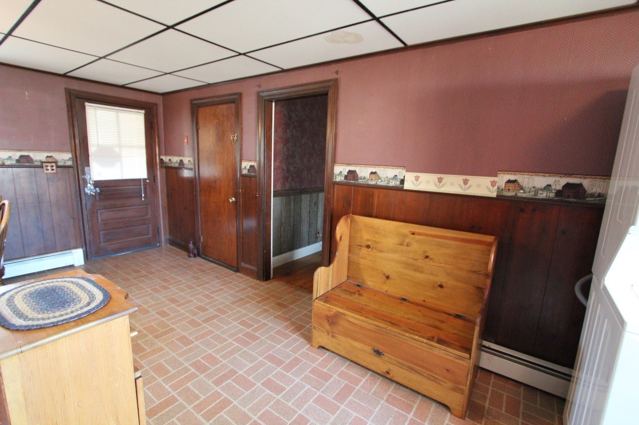 300 Chestnut St Property Photo 6