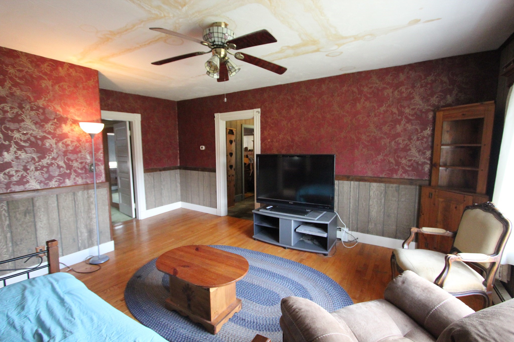 300 Chestnut St Property Photo 9