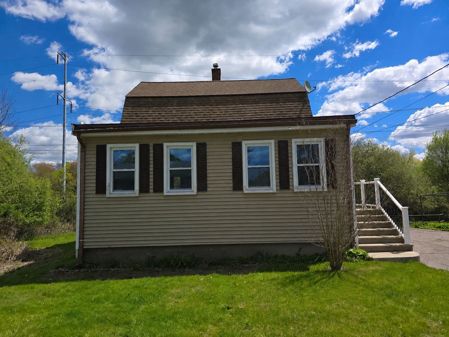 33 Hayes Ave Property Photo 1