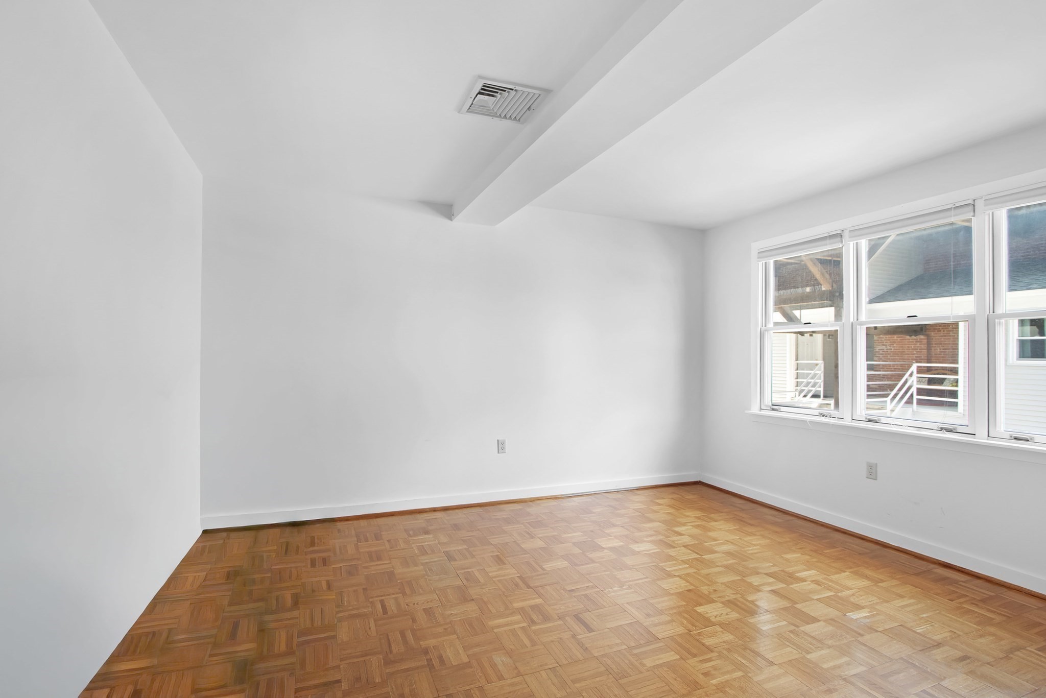 45 Main St # 217 Property Photo 11