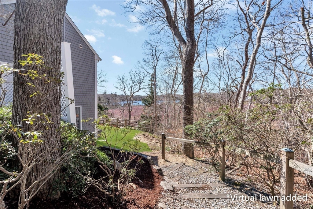 18 Gray Rocks West Rd Property Photo 4