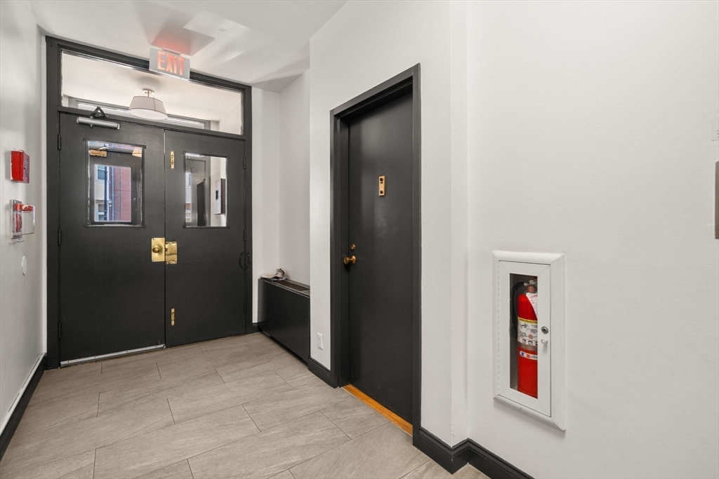 17 Bowdoin St Property Photo 10