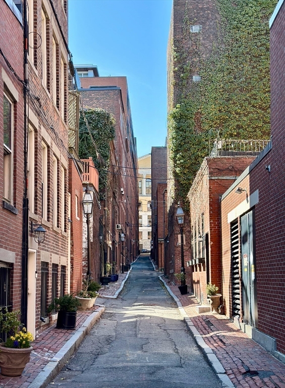 17 Bowdoin St Property Photo 15