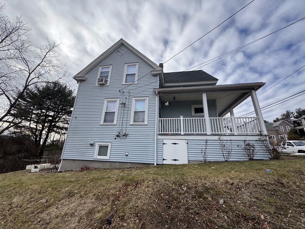 99 Clover St Property Photo 2