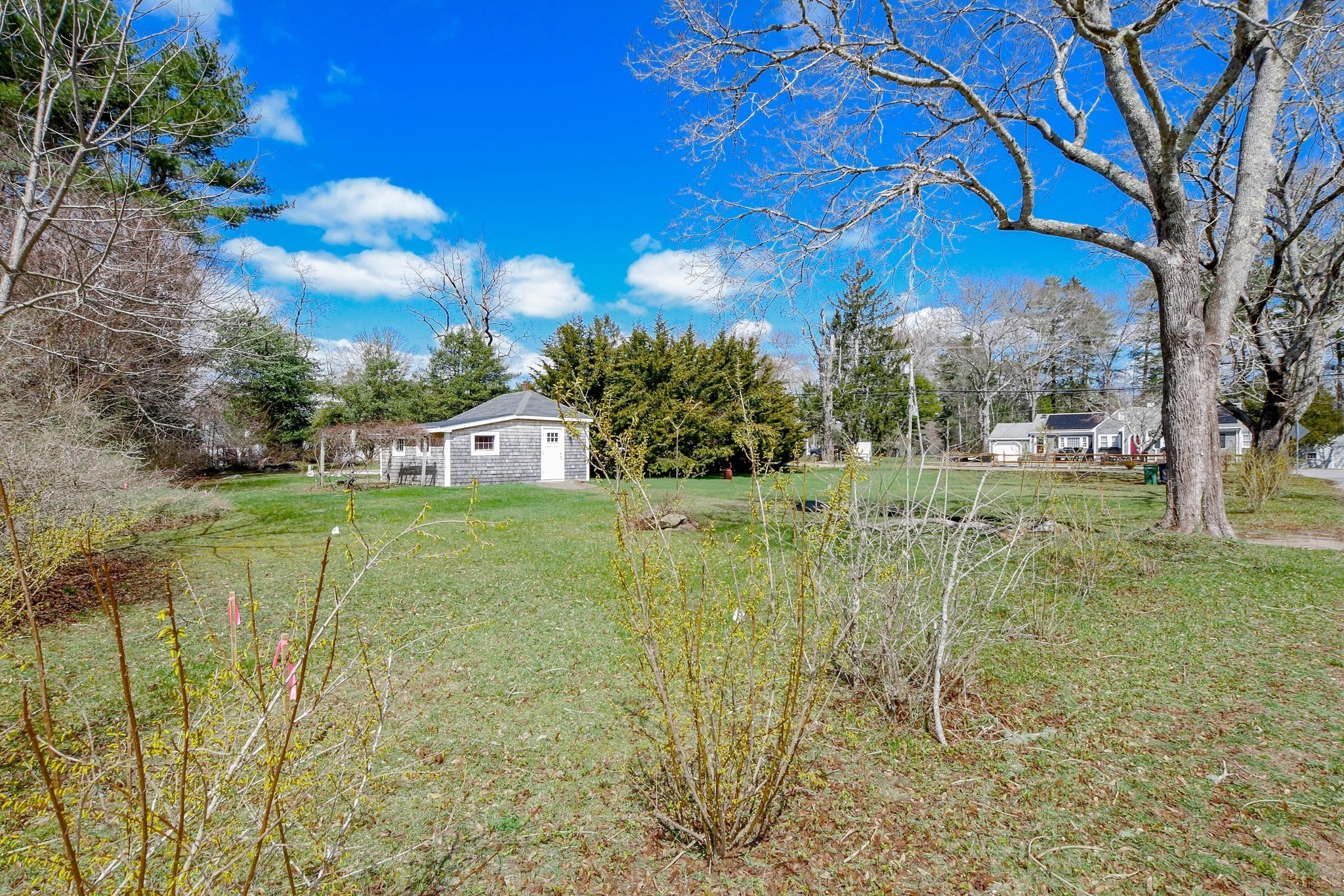 586-b Front Street/briggs Ter. Property Photo 3