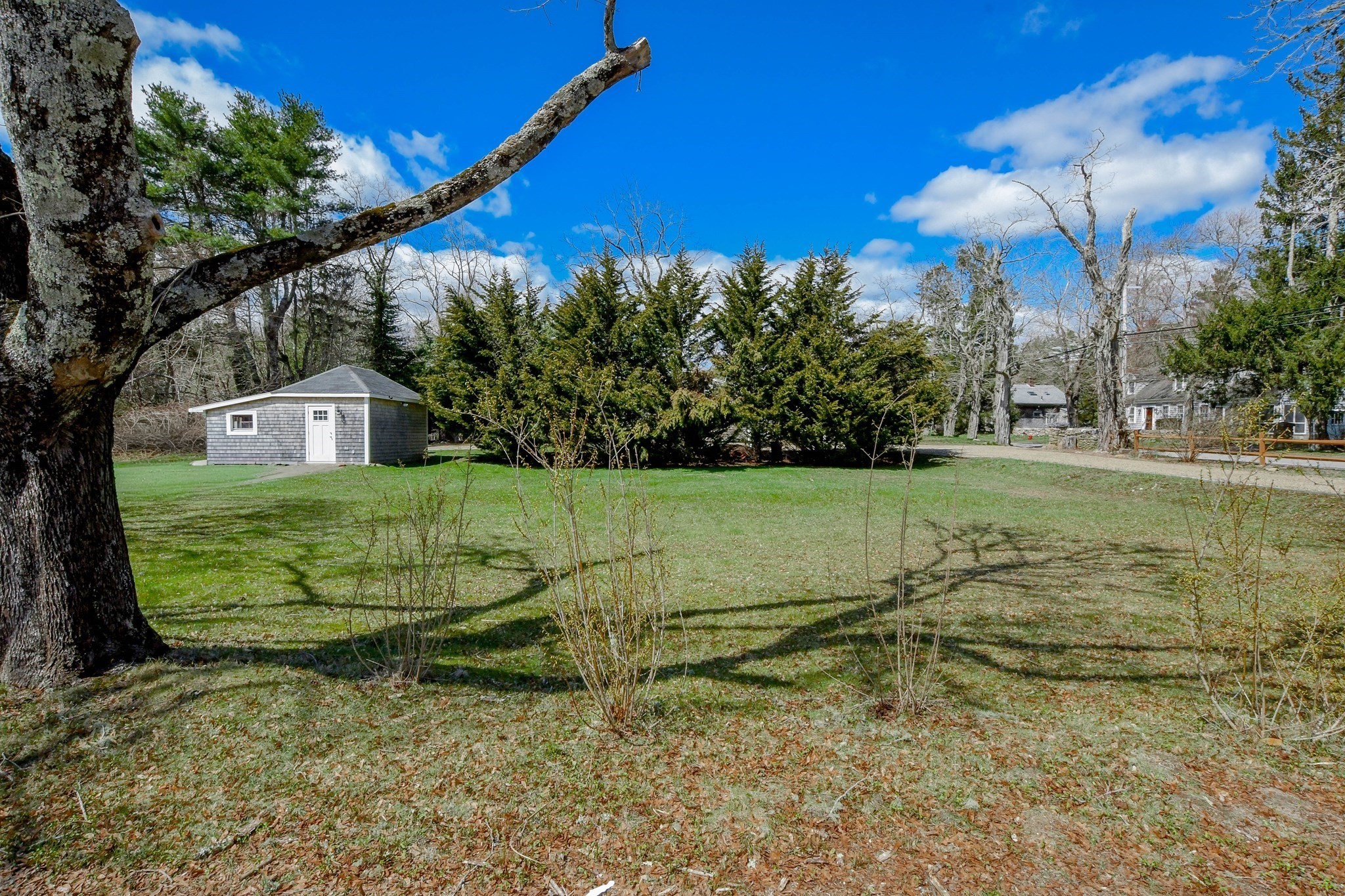 586-b Front Street/briggs Ter. Property Photo 6