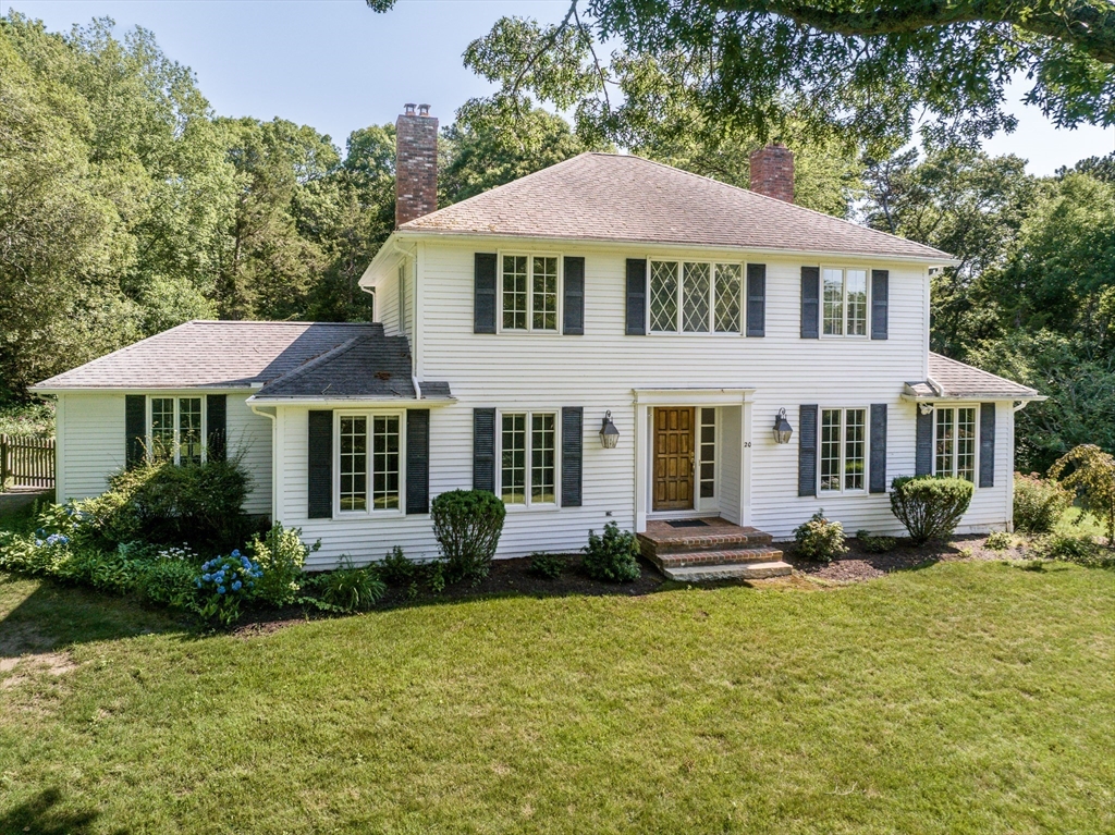 20 Howland Lane Property Photo 1