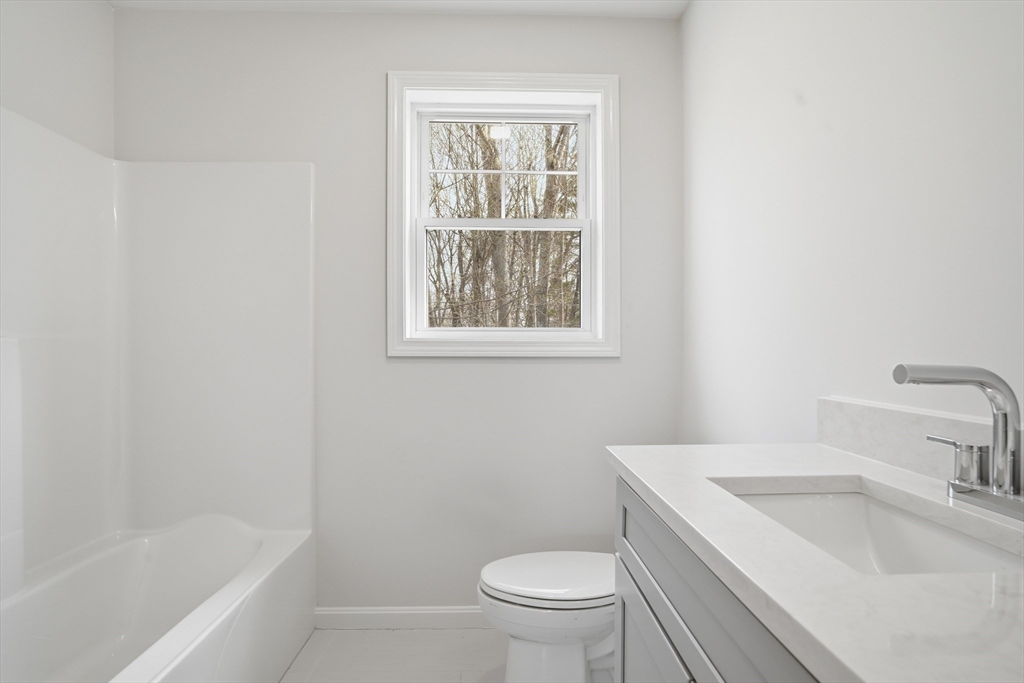 14 Ambrose Way # 14 Property Photo 12