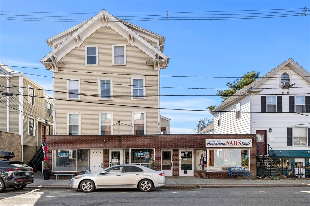 126 Pleasant St Property Photo 1