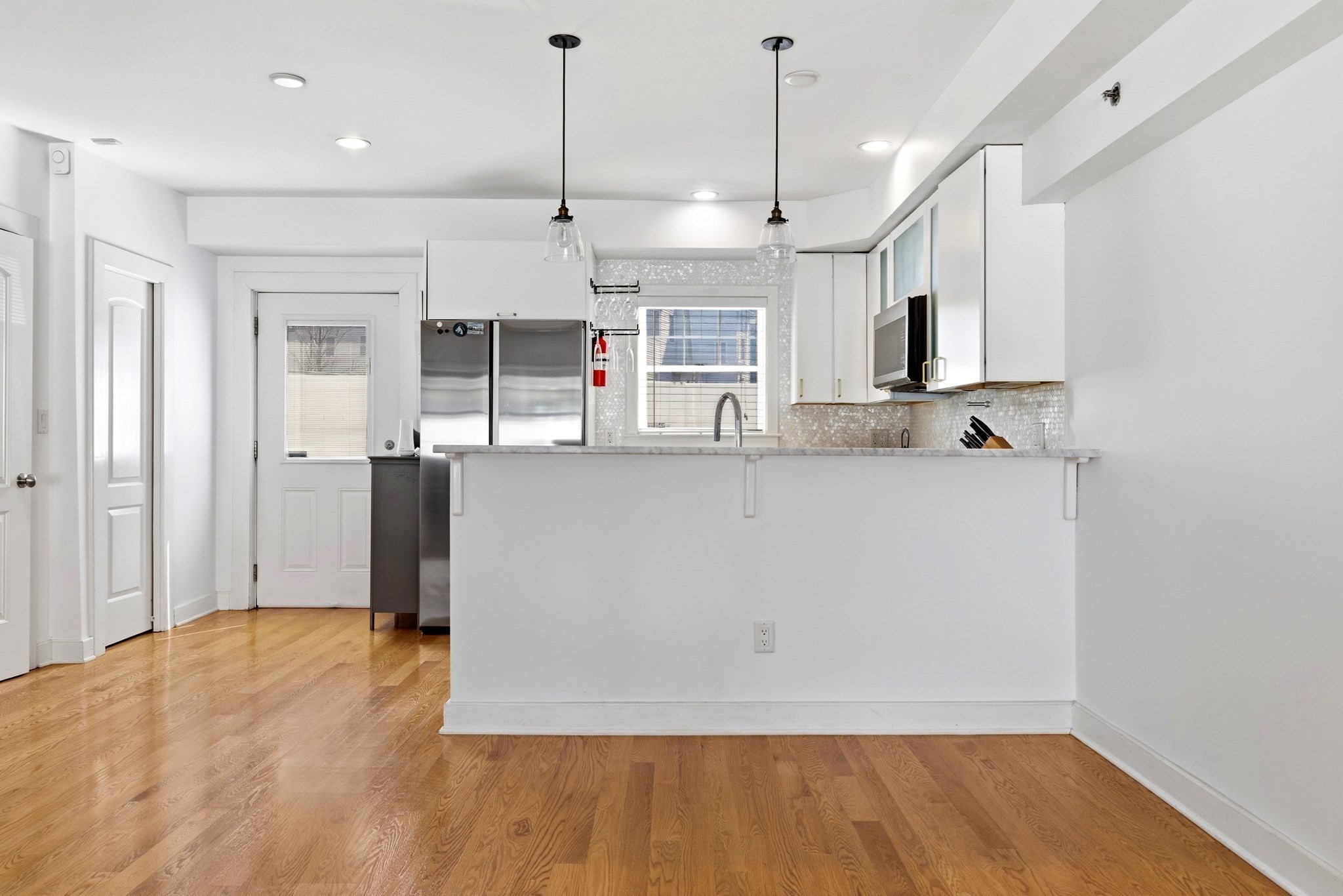 35 Middle St. # 4 Property Photo 6