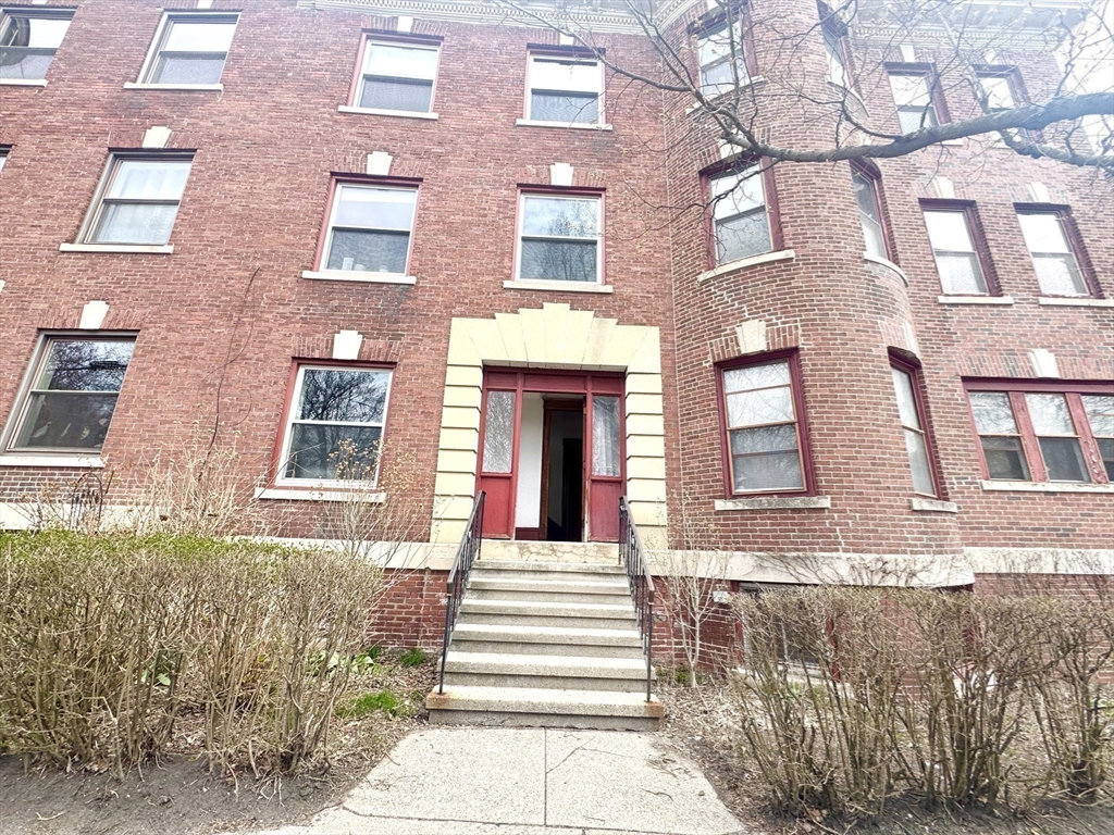 260 Aspinwall Ave # 2 Property Photo 11