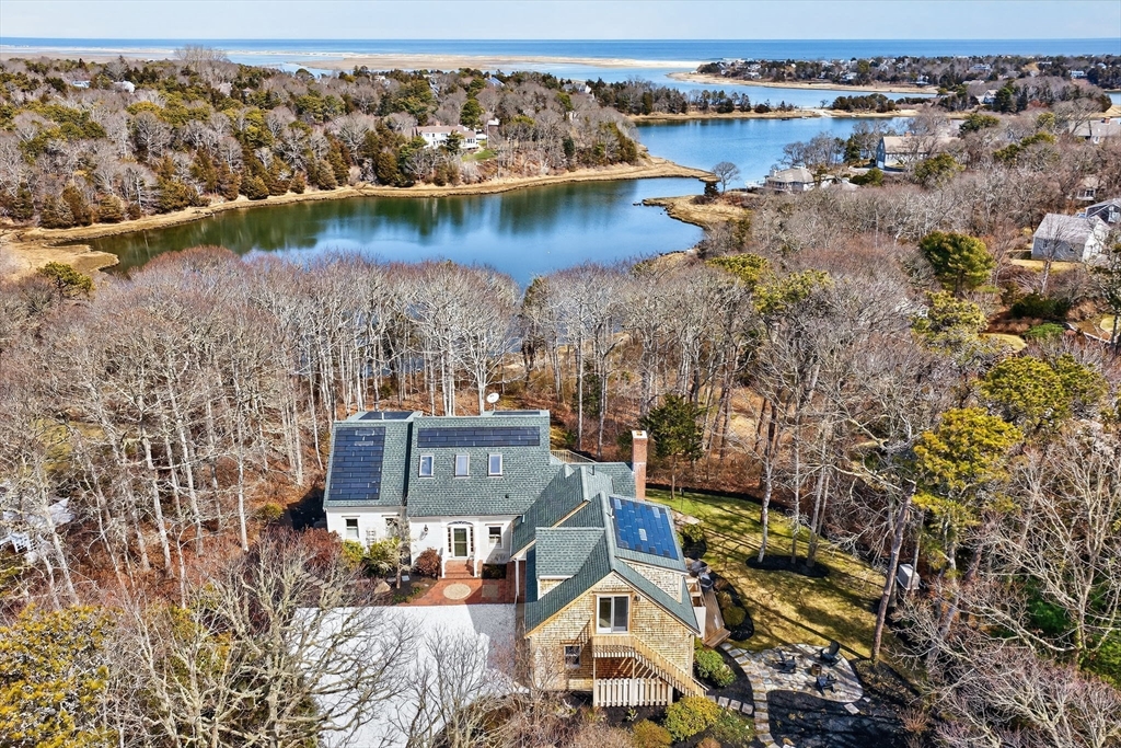 7 Little Cove Lane Property Photo 1