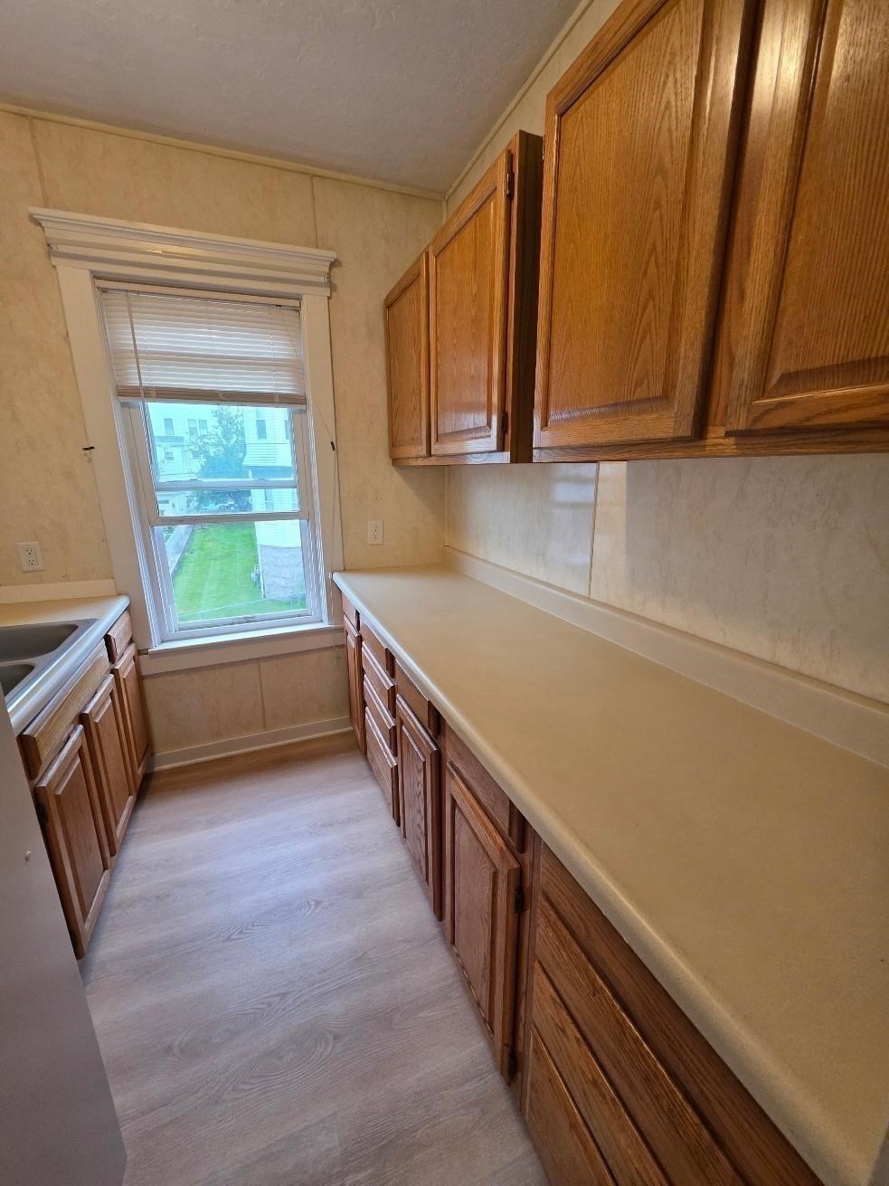 362 Pearce # 2 Property Photo 12