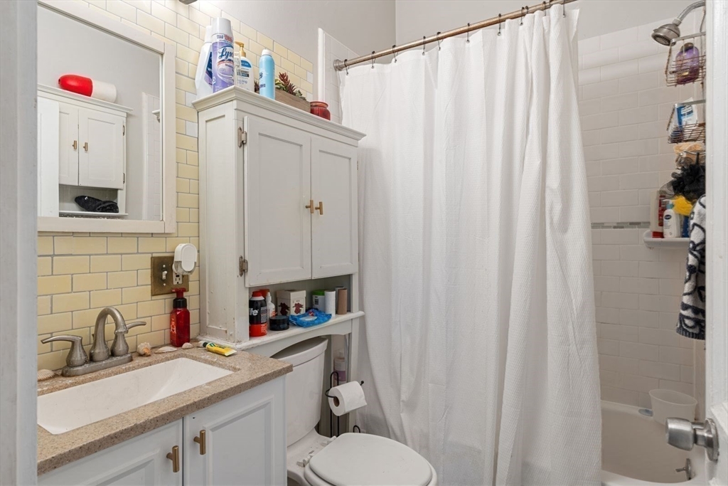 124 F St Property Photo 19