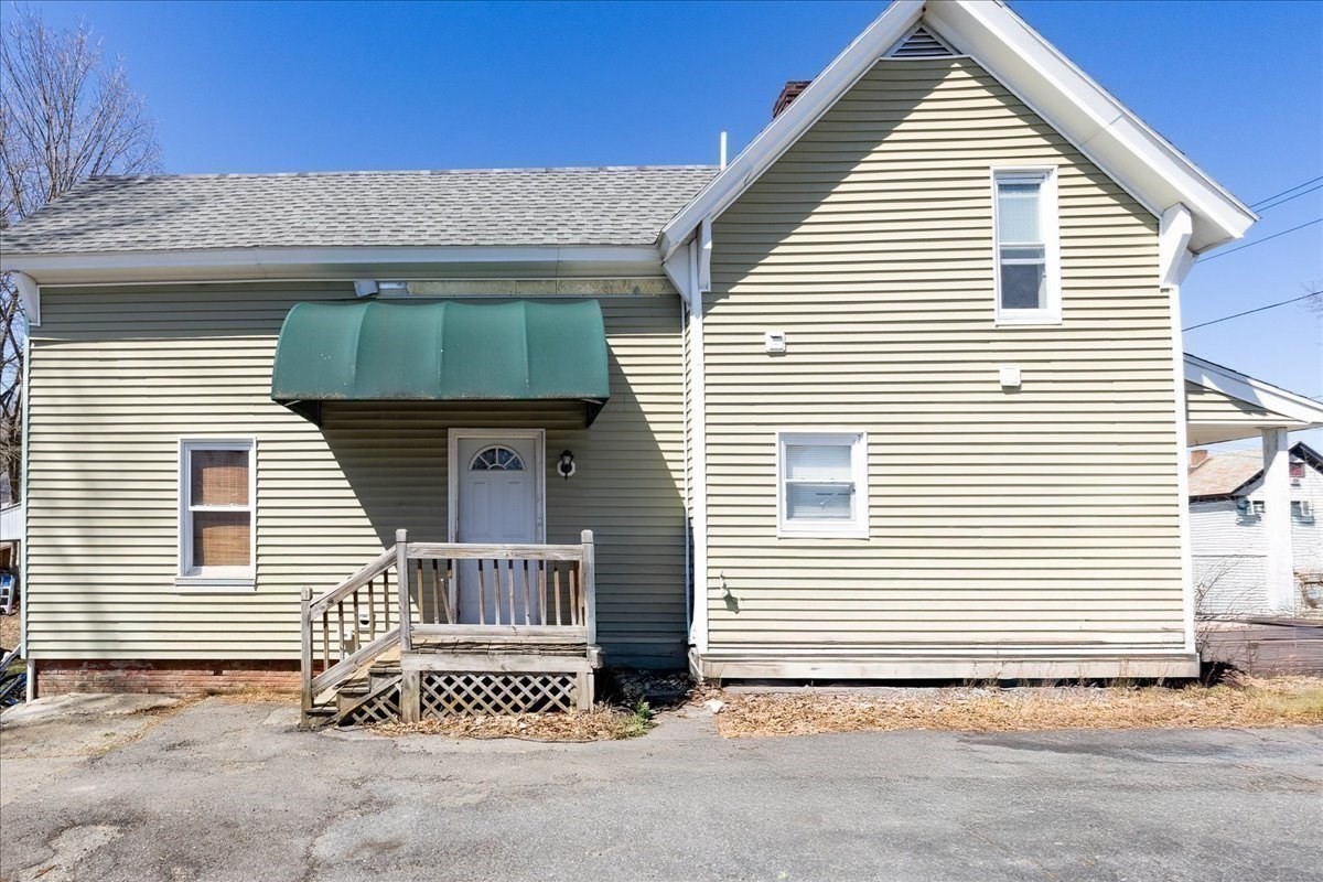 10 Green St Property Photo 3