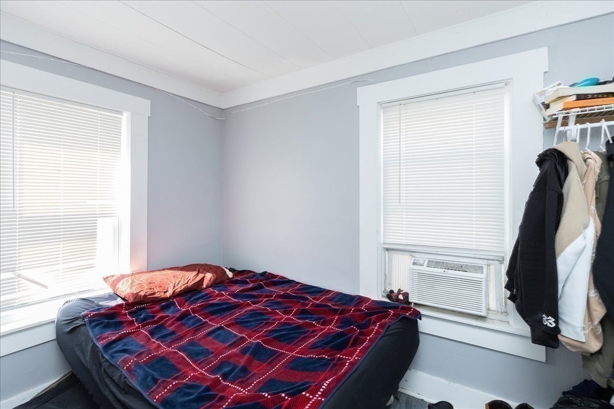 10 Green St Property Photo 21
