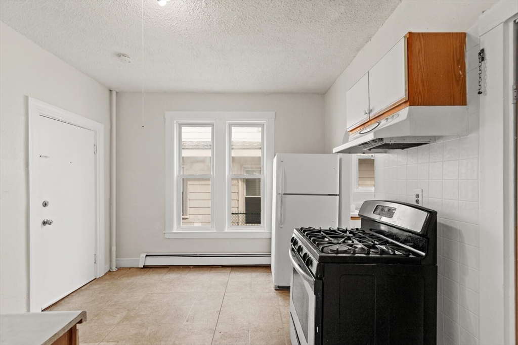 22 Elm St Property Photo 15