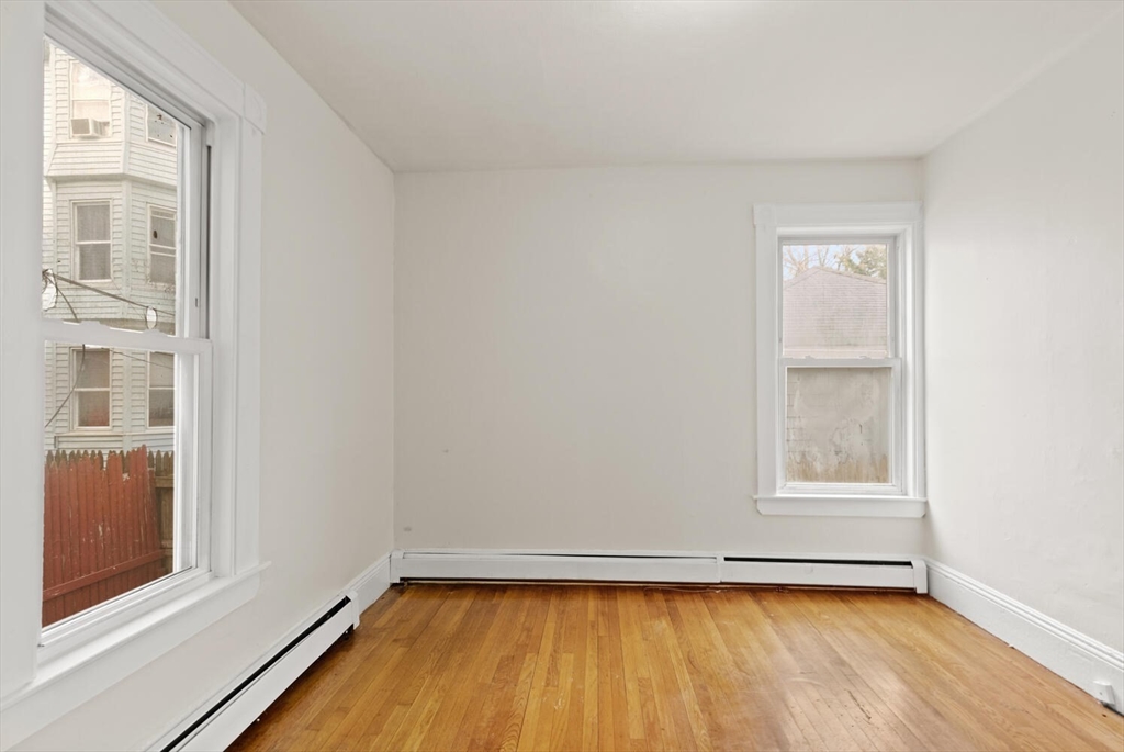 22 Elm St Property Photo 17