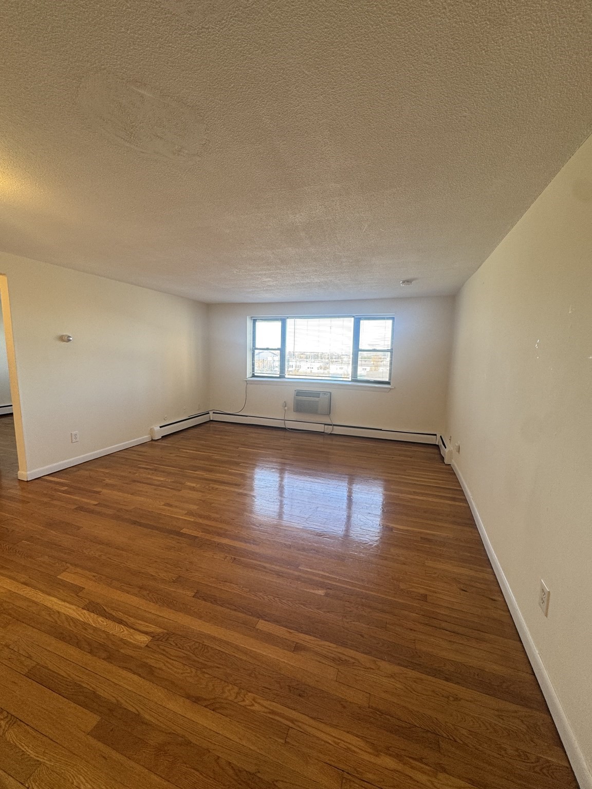 1039 Commonwealth Ave # 18 Property Photo 2