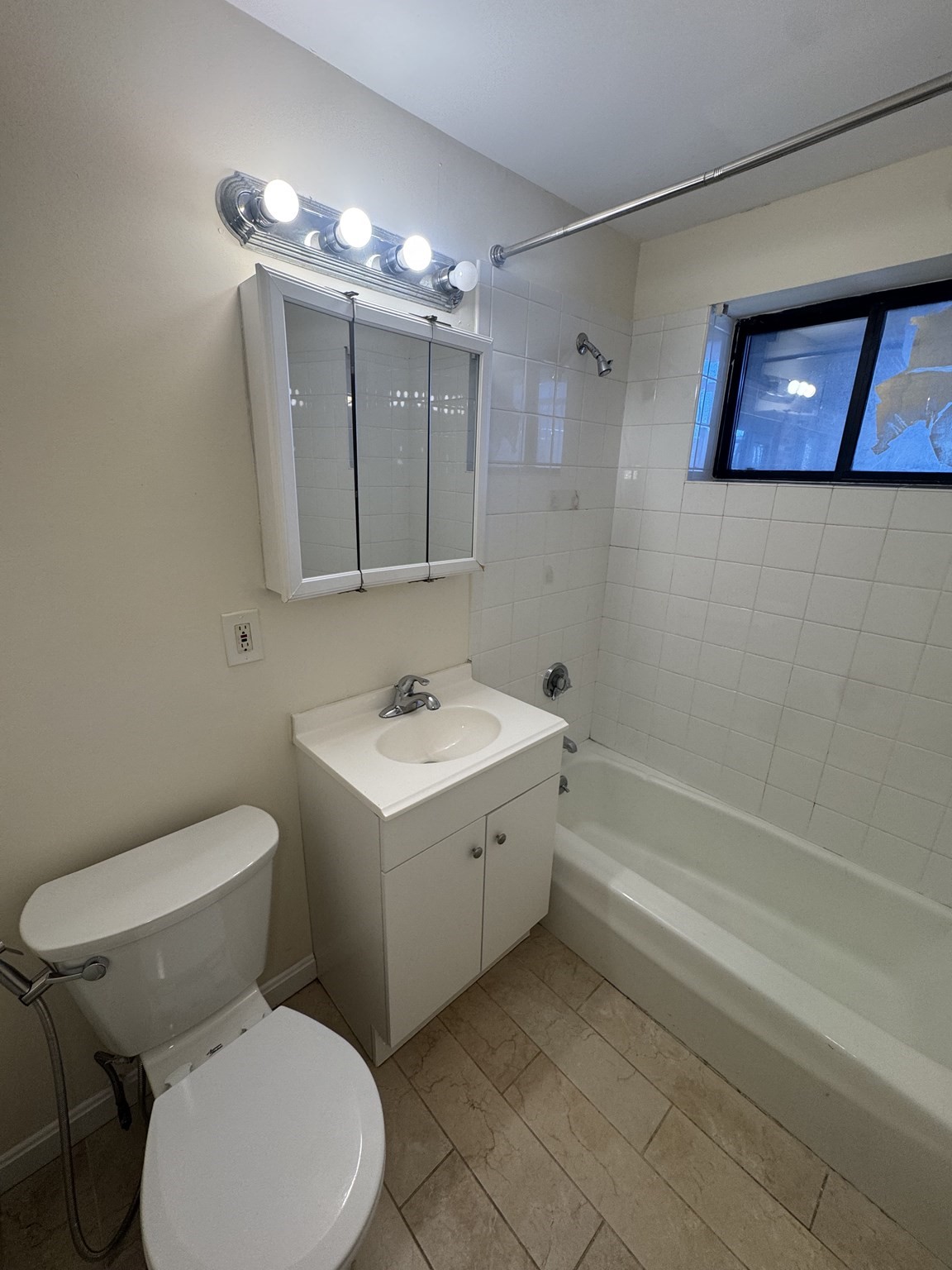 1039 Commonwealth Ave # 18 Property Photo 5
