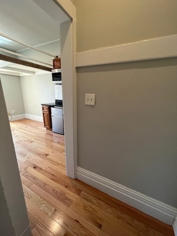 507 Beacon # 11 Property Photo 5