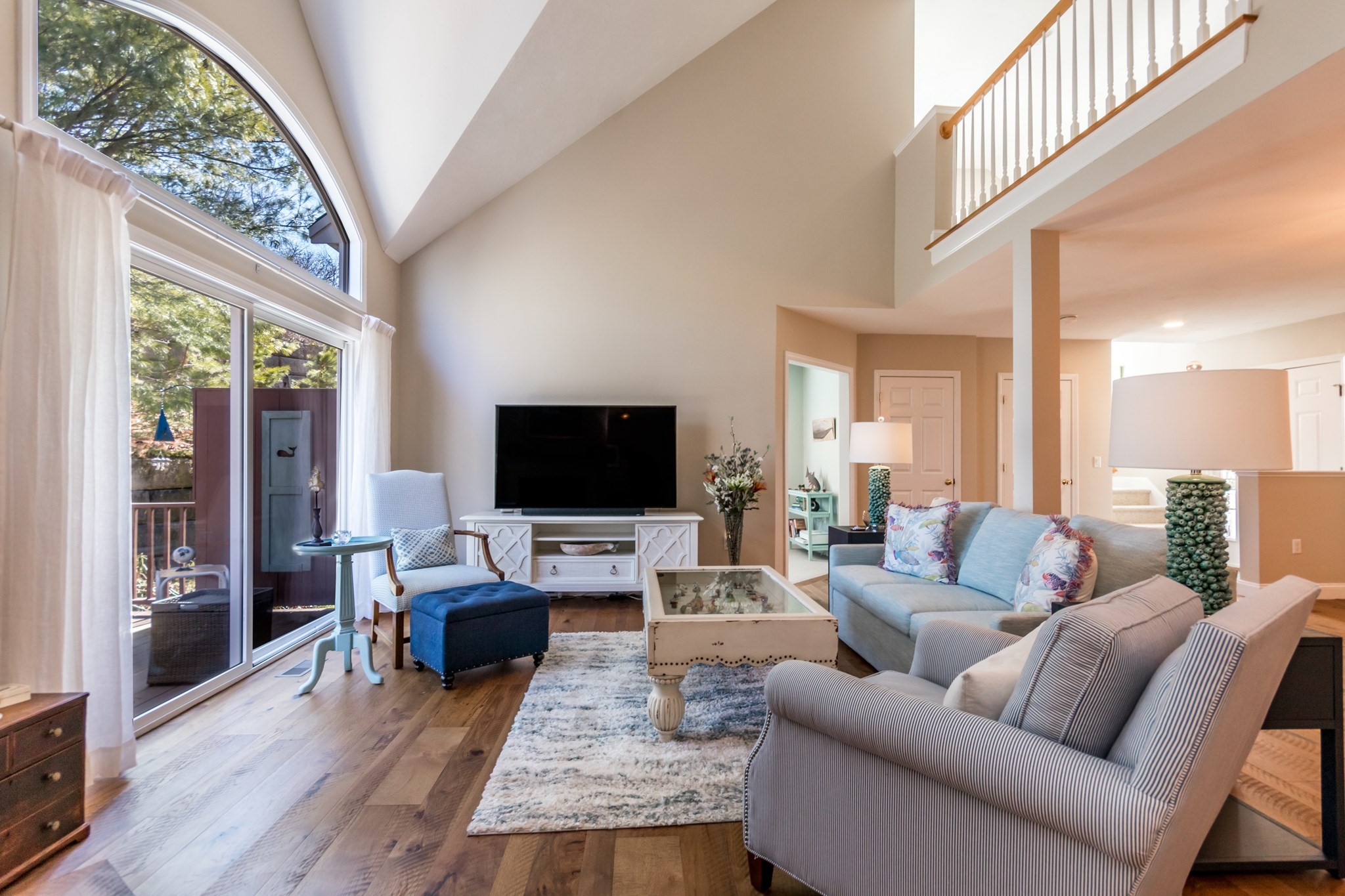 13 Hollyhock Knoll Ct # 13 Property Photo 6