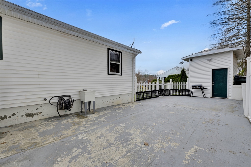 23 Chartier Ln Property Photo 16