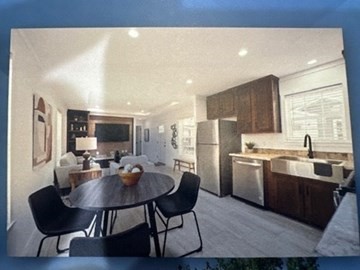 98 Newbury # 2b Property Photo 2