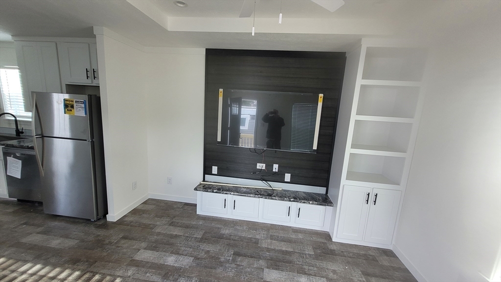 98 Newbury # 2b Property Photo 4