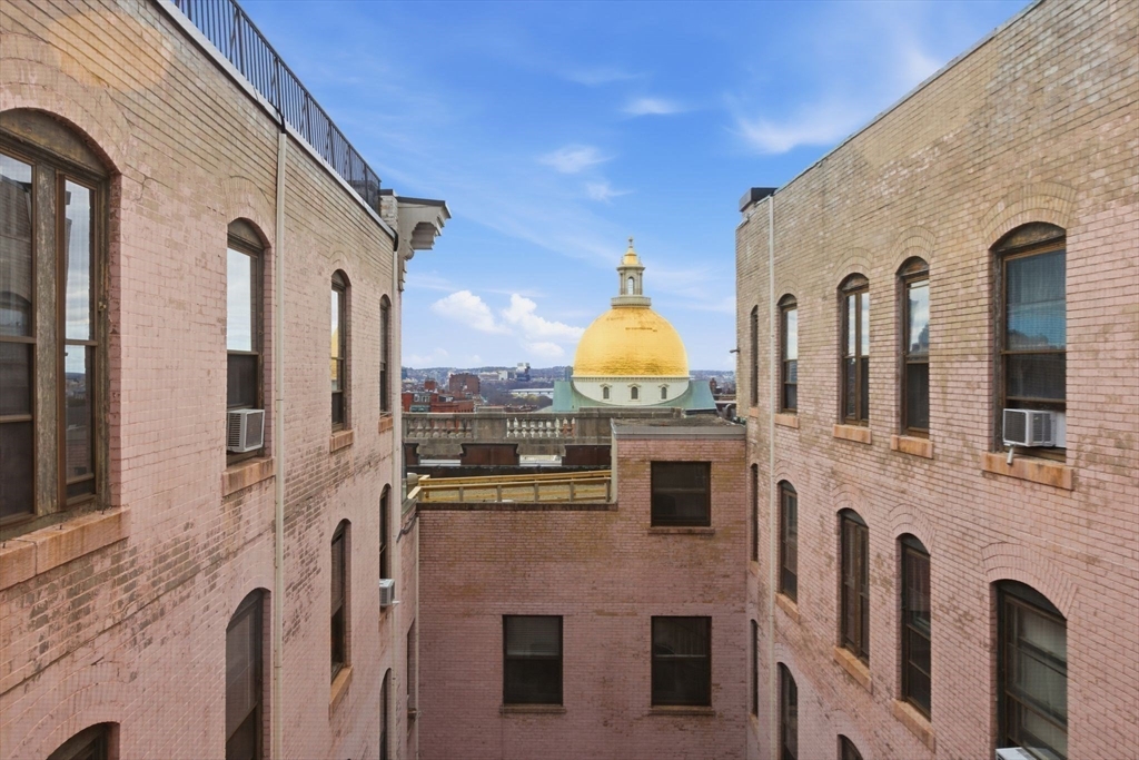 21 Beacon St # 11l Property Photo 11