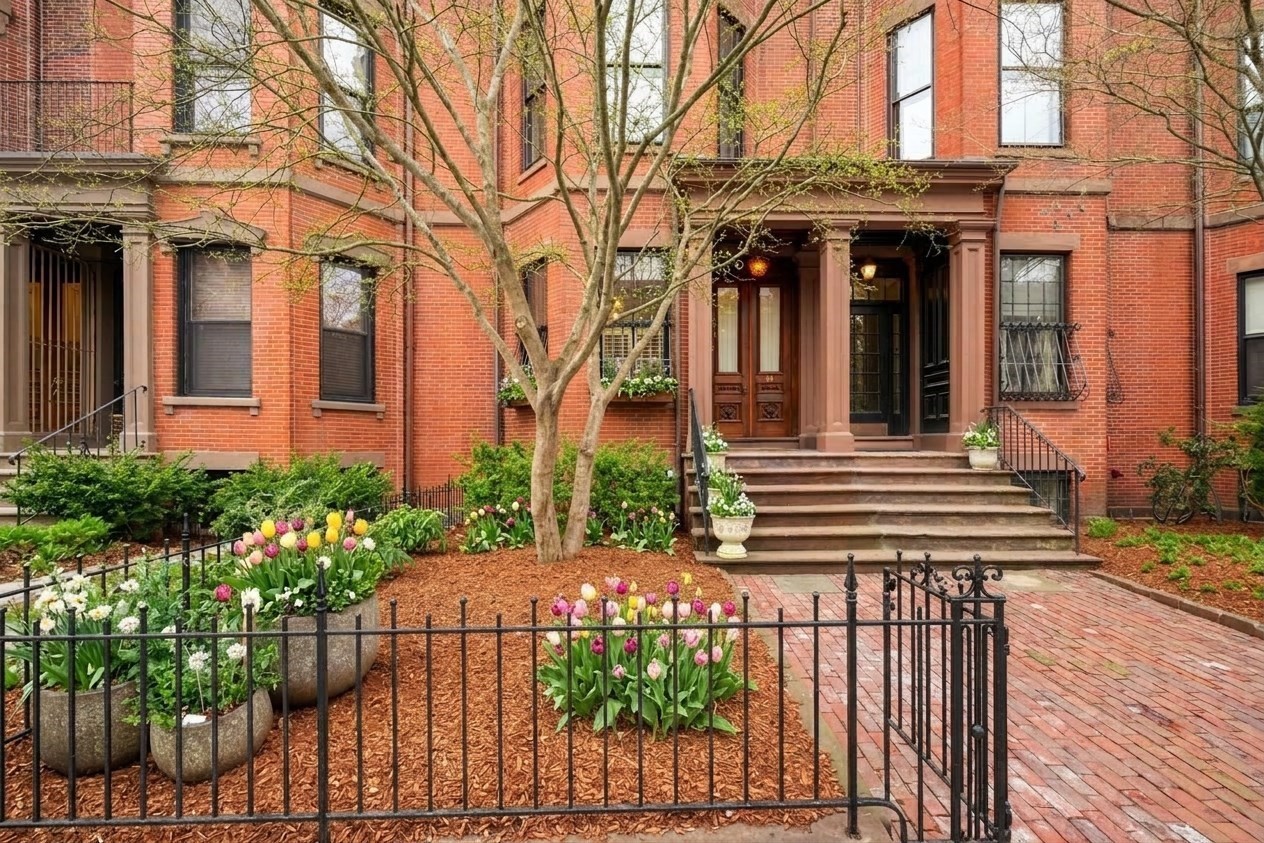 381 Beacon Street Property Photo 1