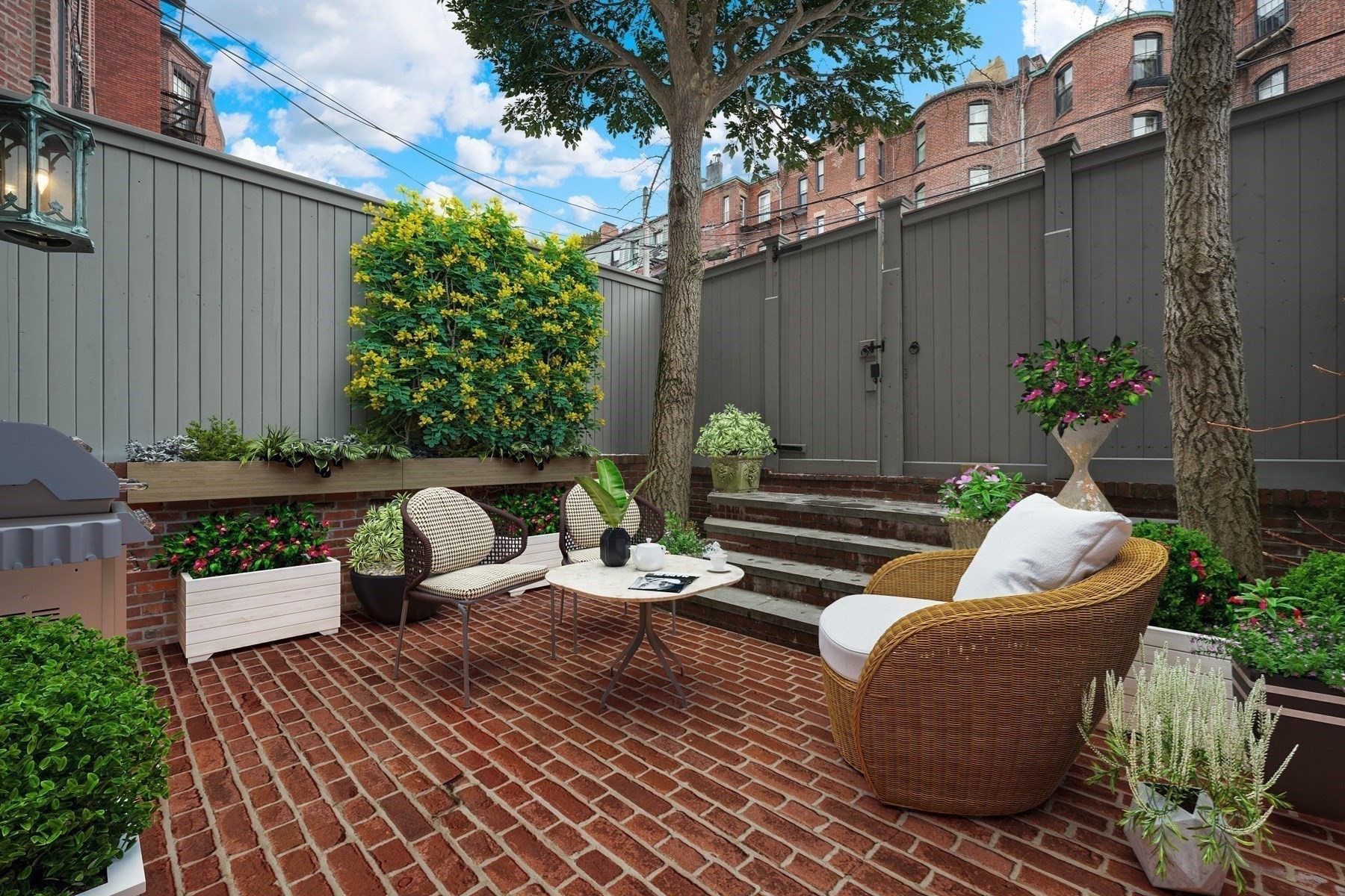381 Beacon Street Property Photo 20