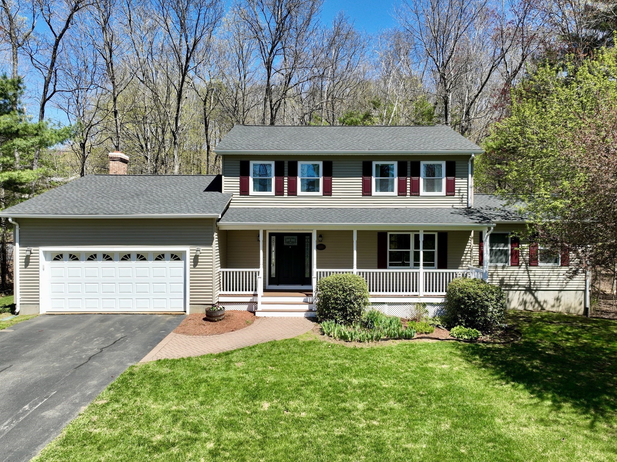 169 Sheffield Drive Property Photo 3