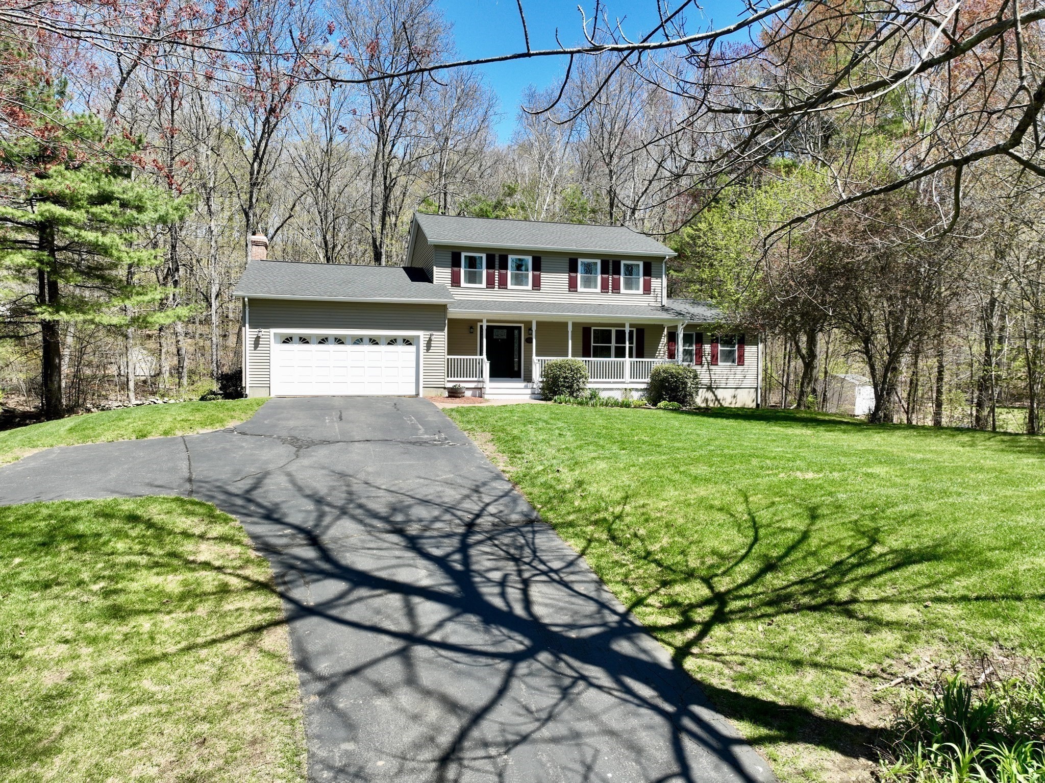 169 Sheffield Drive Property Photo 4