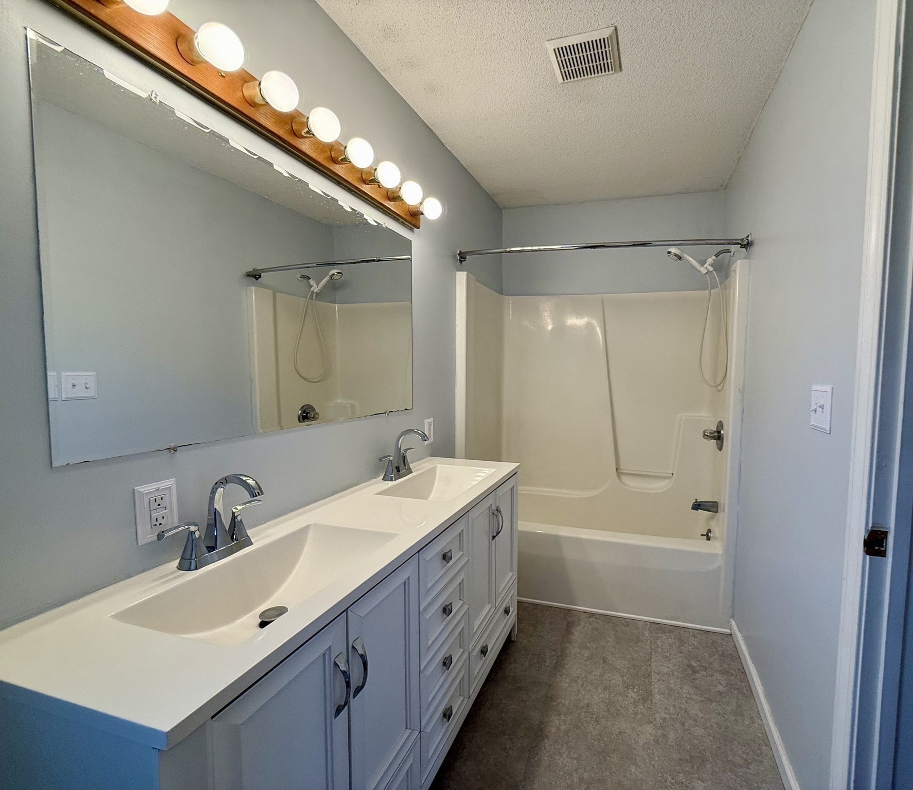 169 Sheffield Drive Property Photo 26