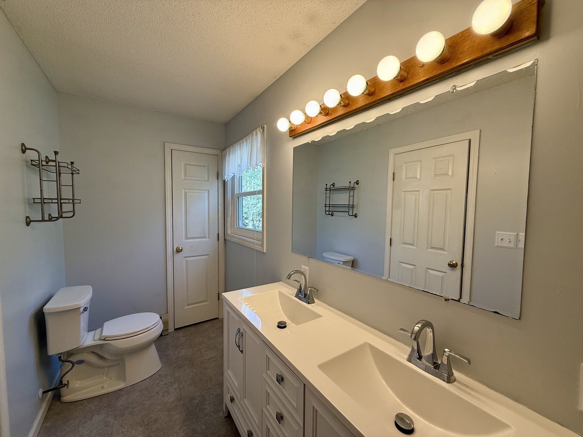 169 Sheffield Drive Property Photo 27