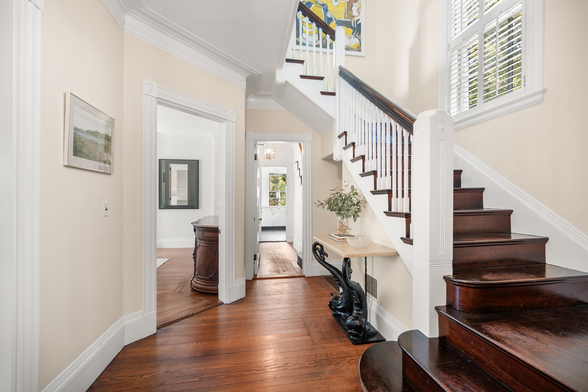 6 Mercer Circle Property Photo 2