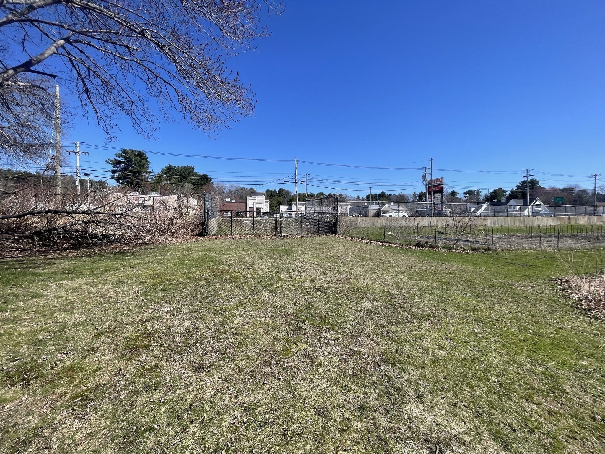 360 W. Central Street Property Photo 4